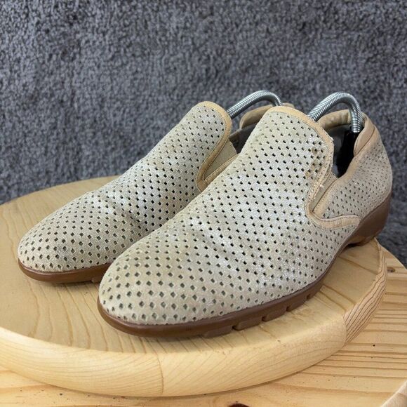 Donald Pliner Leather Loafers Womens 11 Perforated Slip On Shoe Made in Italy - Picture 2 of 10